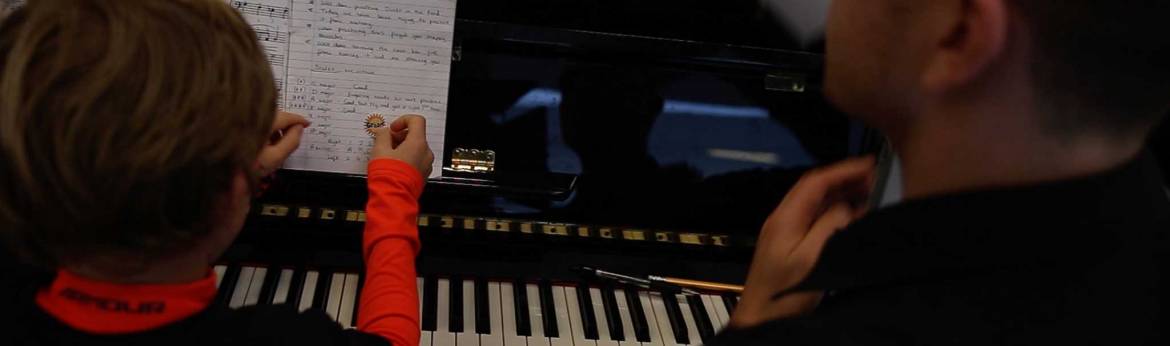 learning-music-dublin-piano-teacher.jpg
